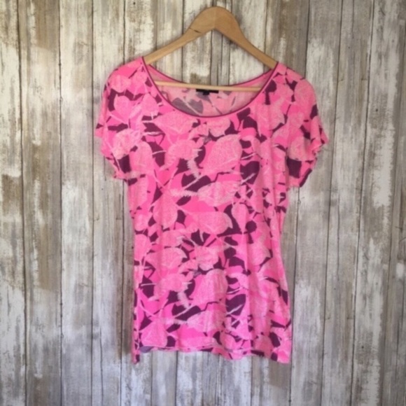 Gap Pink Tee - Picture 1 of 4